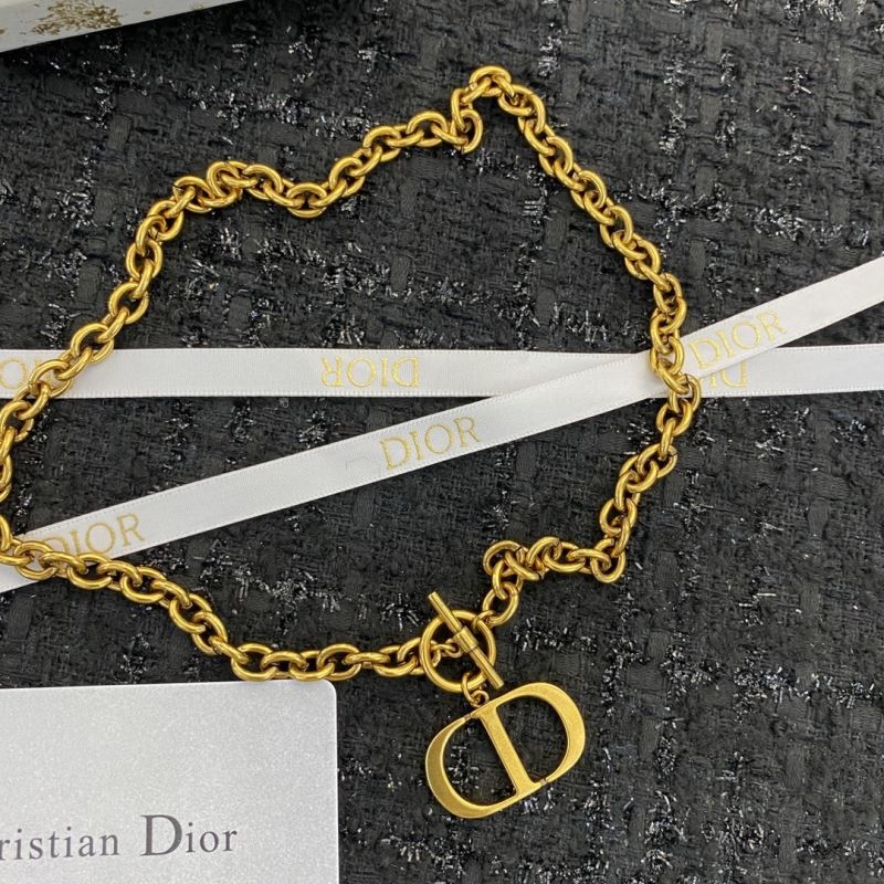 chr1st1an D10r necklaces